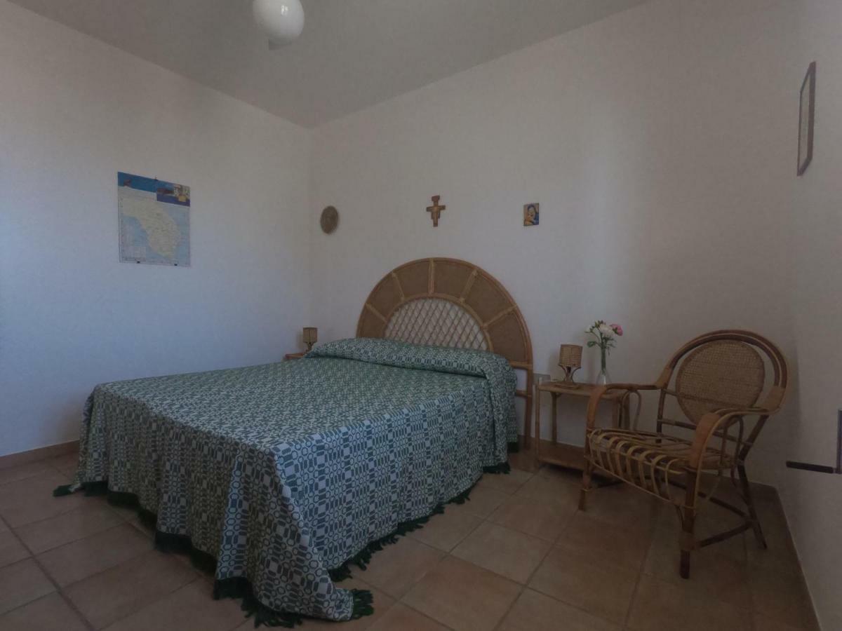 Appartamento Sul Mare Torre Pali Exterior foto